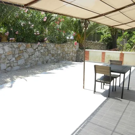 Bastide Du Golfe 盖辛